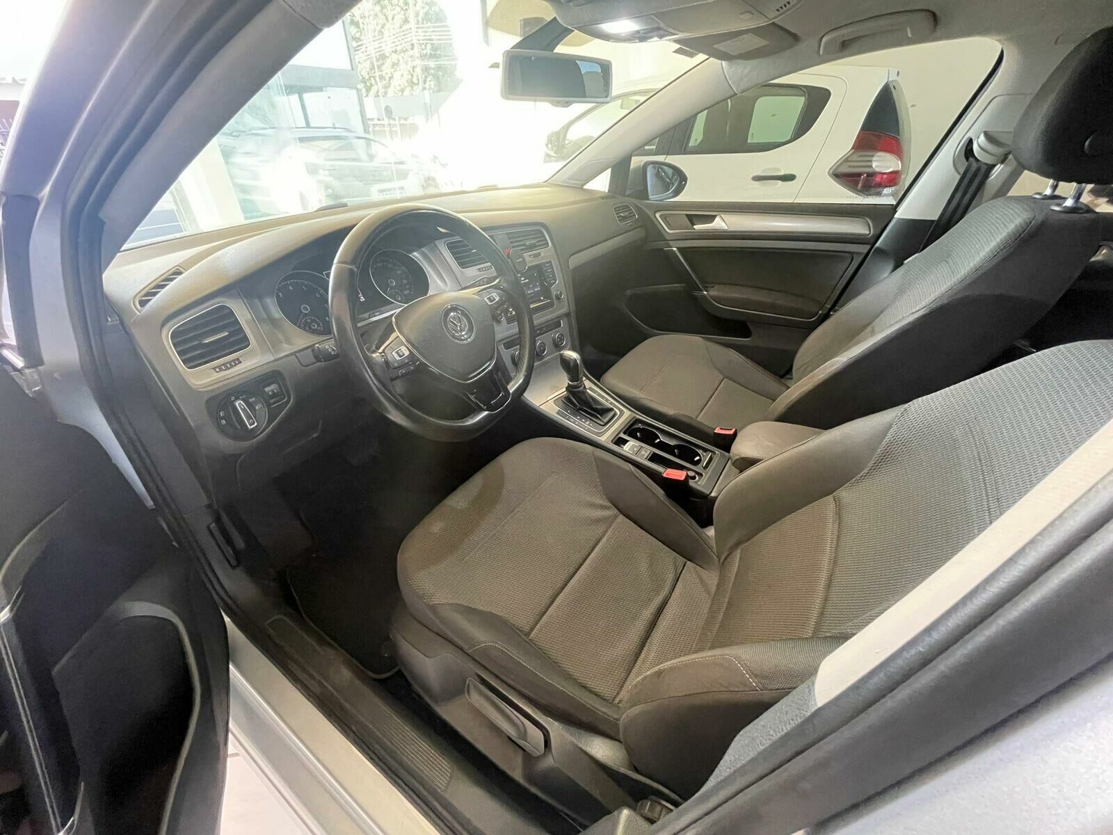 Imagem do veículo  VOLKSWAGEM GOLF COMFORTLINE TSI